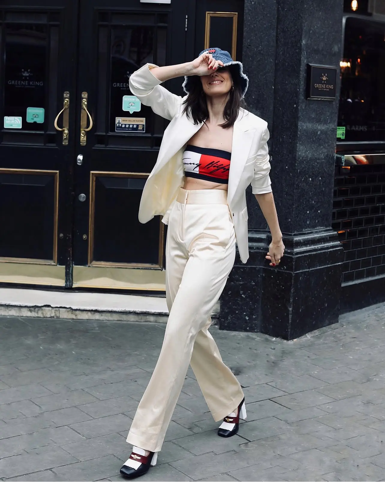 TOMMYHILFIGER 16