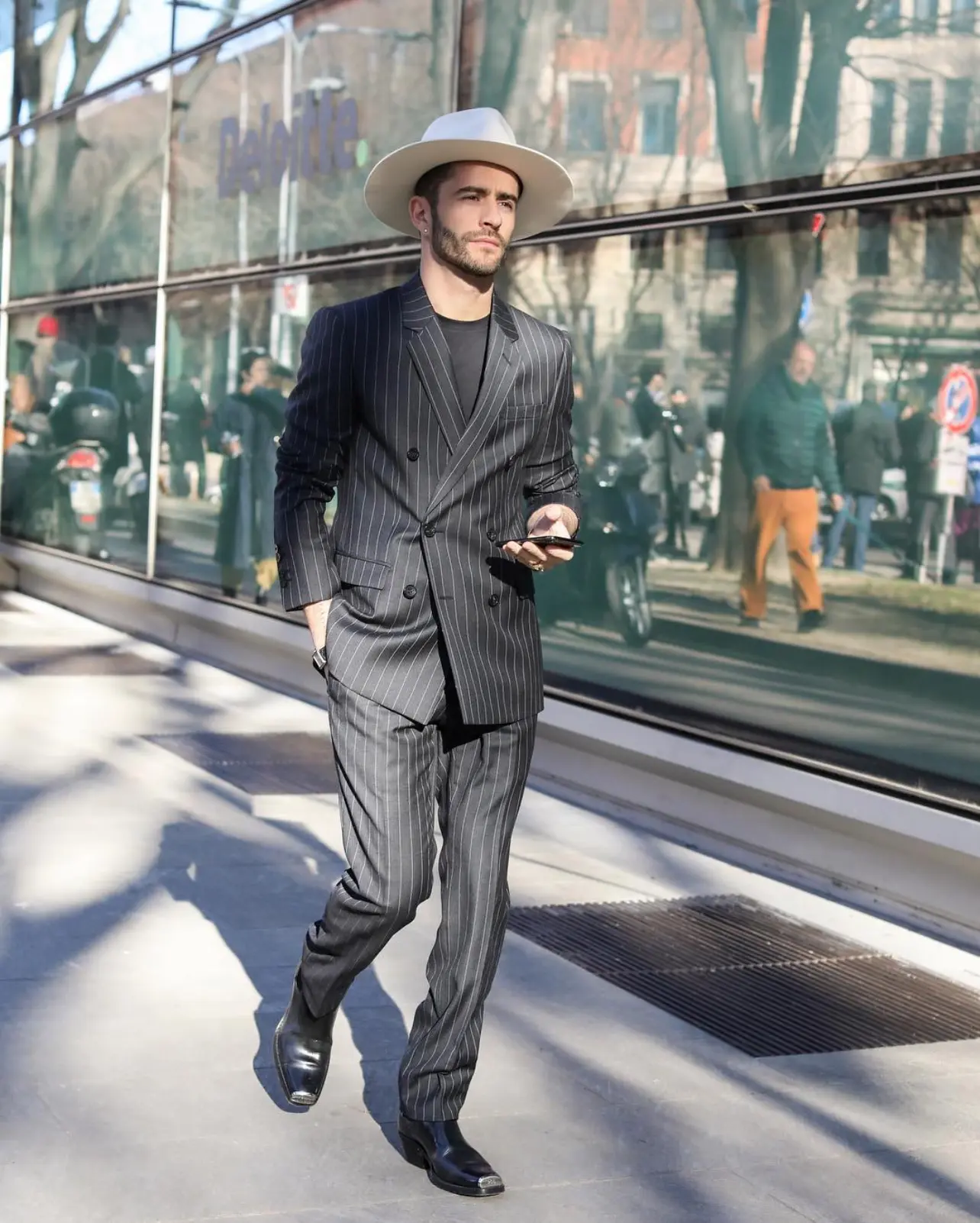 GIORGIO ARMANI.9