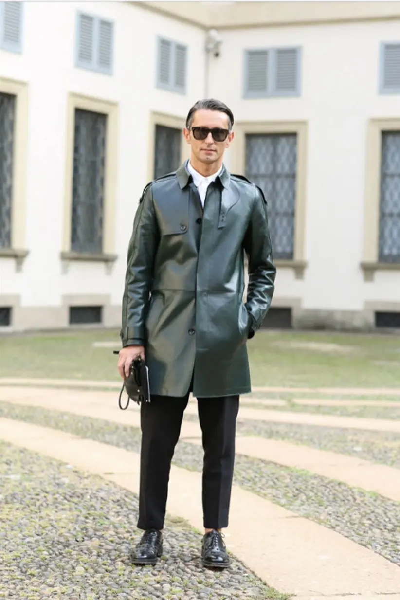 VALENTINO.4